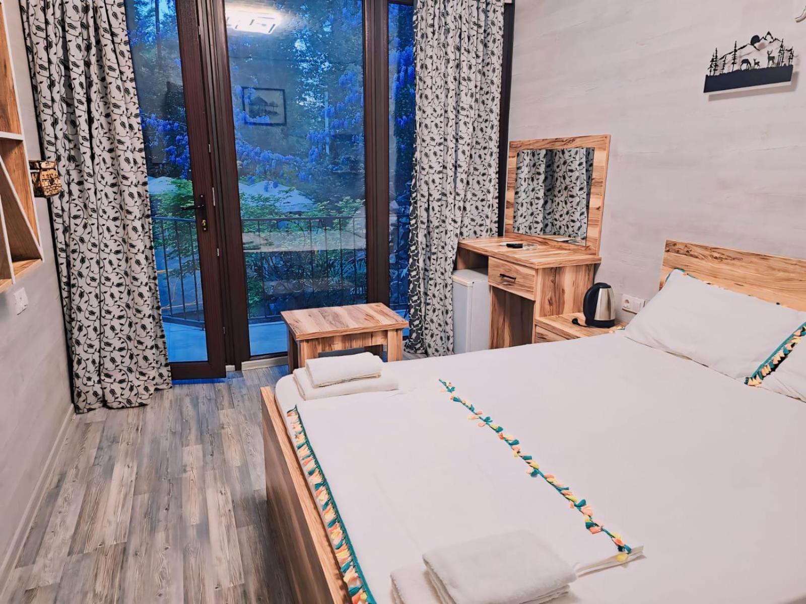 מחינג'אורי Hotel Nine Brothers מראה חיצוני תמונה