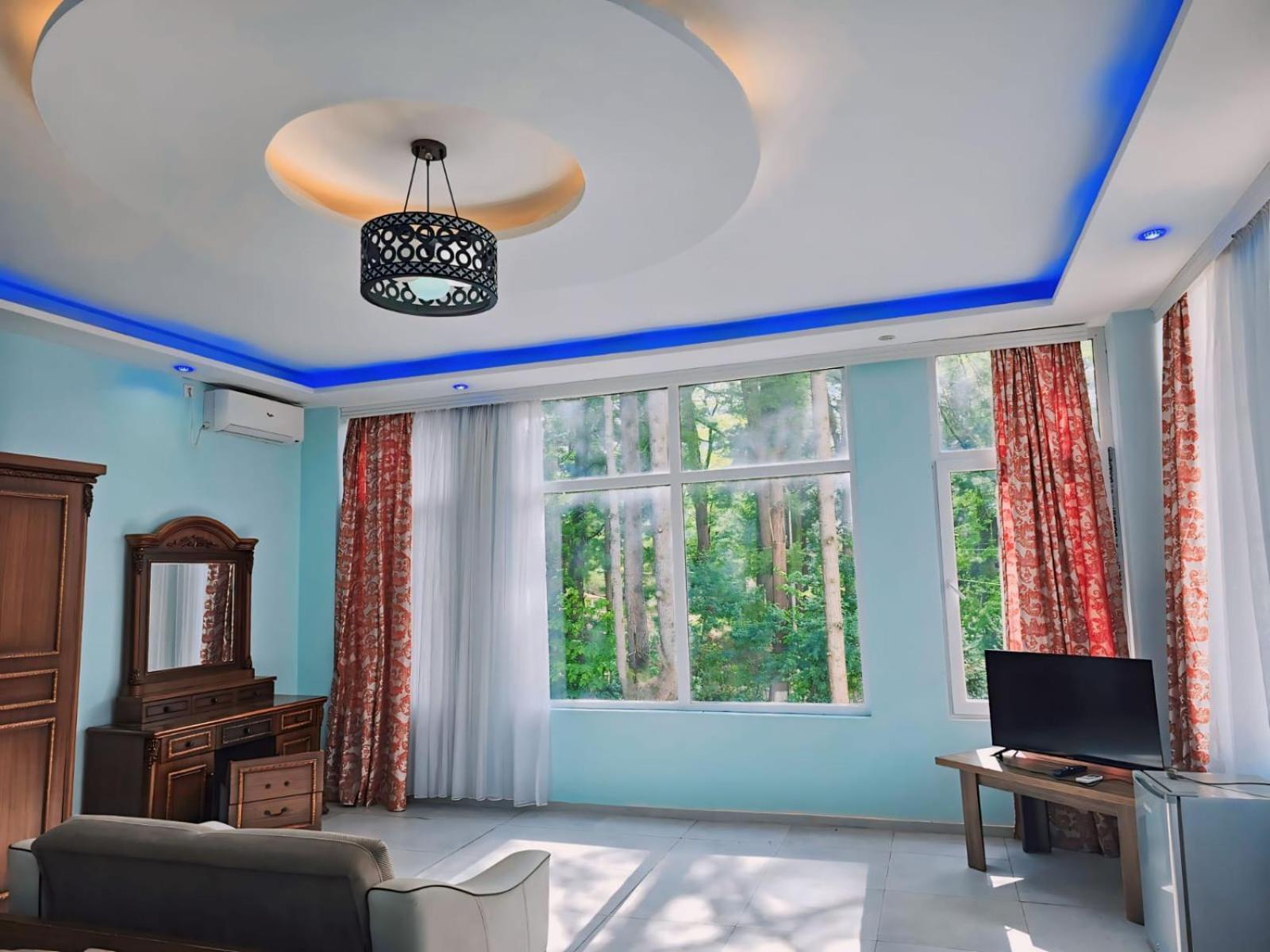מחינג'אורי Hotel Nine Brothers מראה חיצוני תמונה